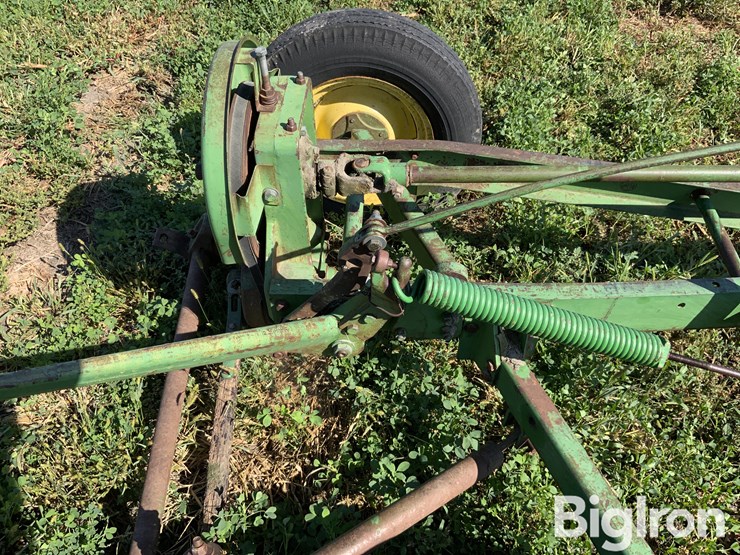 john-deere-37-image-12