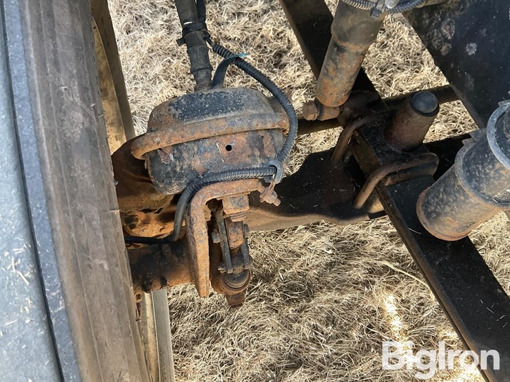 2007-freightliner-columbia-120-image-18