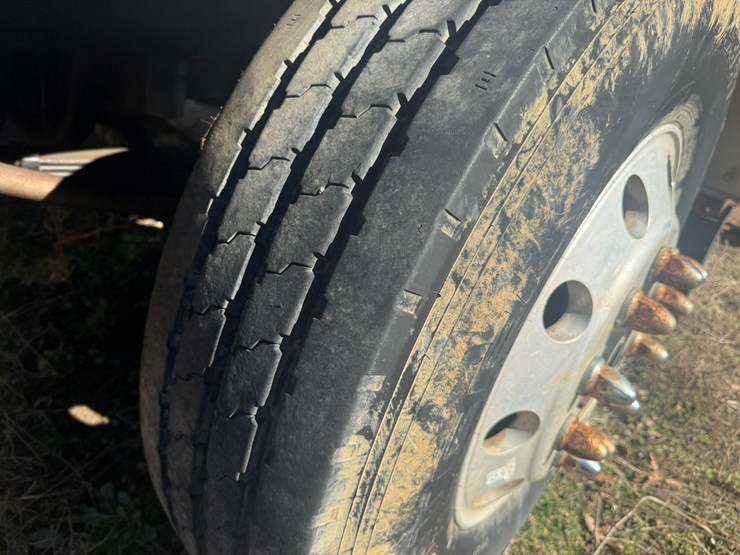 2000-ford-f750-image-50