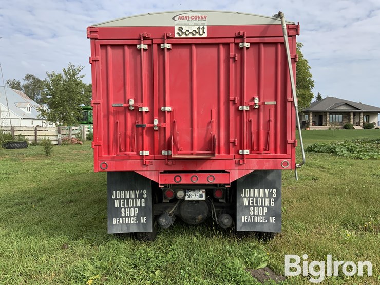 1998-international-4900-image-6