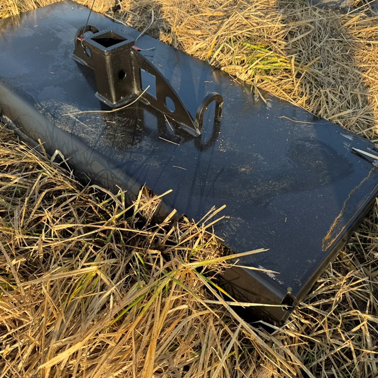 #2819 • Unused Skid Steer Trailer Mover