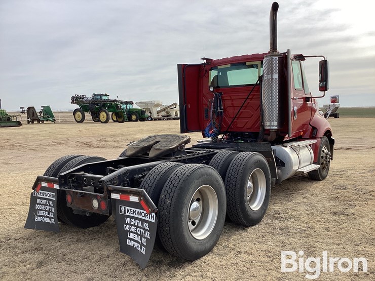 2012-international-prostar-image-5