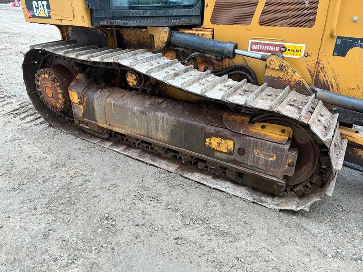 caterpillar-d3k2-xl-image-10