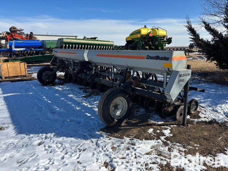 1987-crust-buster-3700-image-1