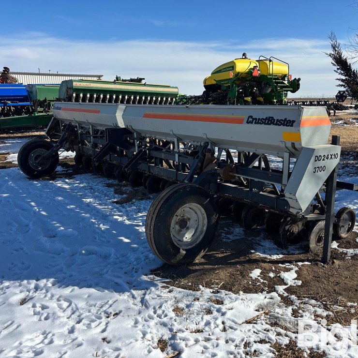 1987 CRUST BUSTER 3700