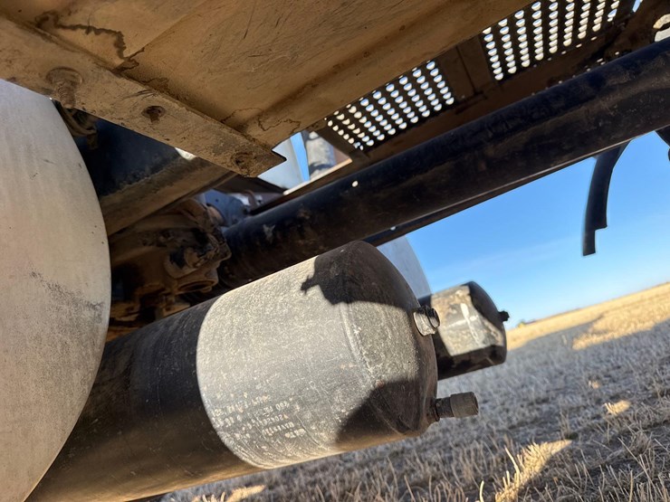 1998-international-9100-image-86