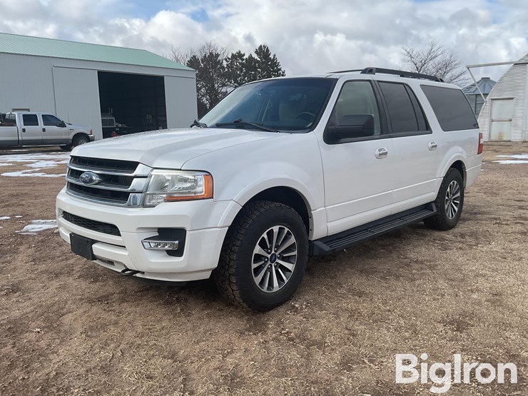 2016-ford-expedition-xlt-image-1