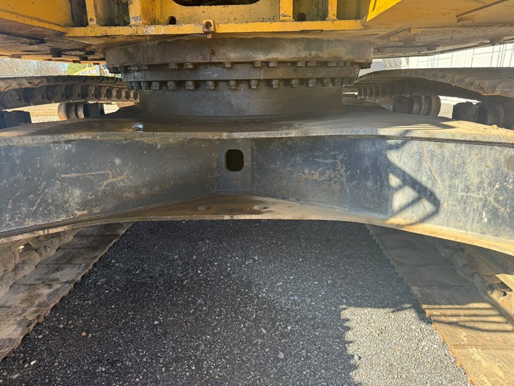 caterpillar-328d-image-80