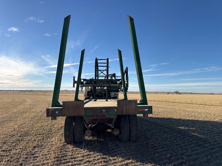 1992-white-gmc-haying-mantis-stacker-truck-image-4