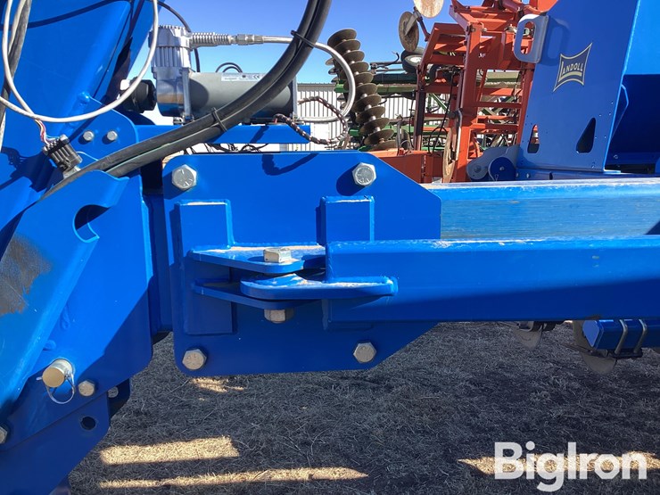 2012-landoll-5530-image-9