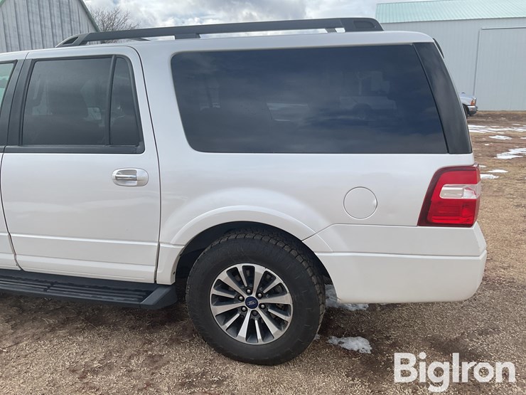 2016-ford-expedition-xlt-image-15