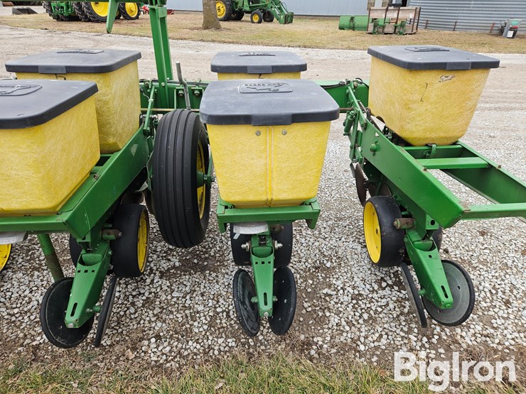 john-deere-7100-image-20