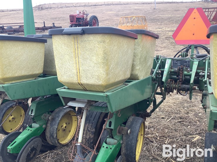 john-deere-7000-image-18