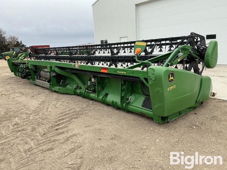 2013-john-deere-635fd-image-5