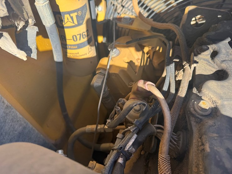 caterpillar-328d-image-57