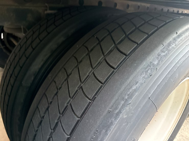 2005-great-dane-53-image-25