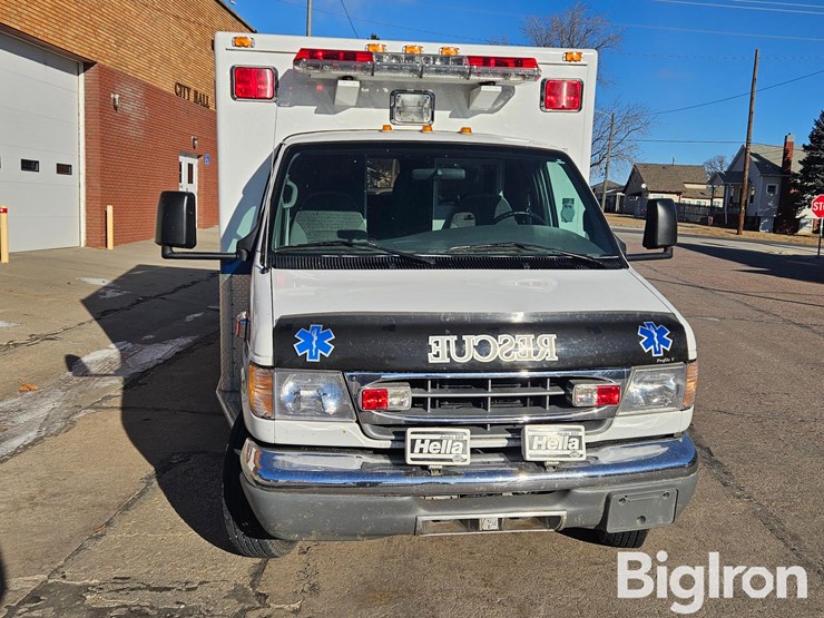 2001-ford-e450-image-2