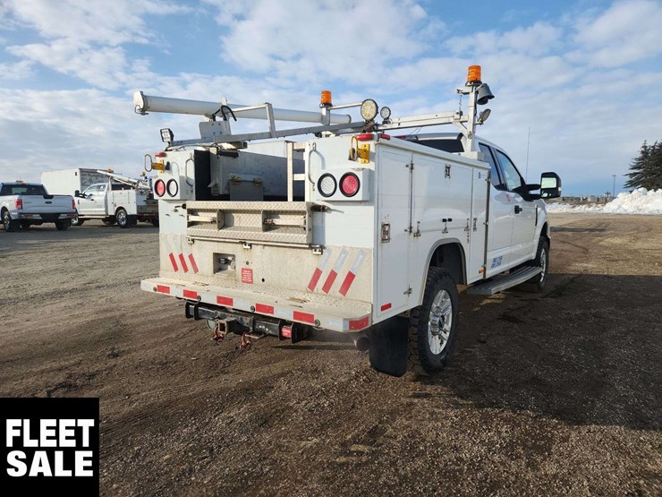 2019-ford-f350-image-4