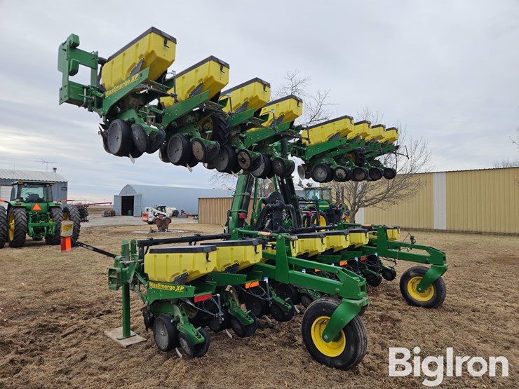 2005-john-deere-1720-image-7