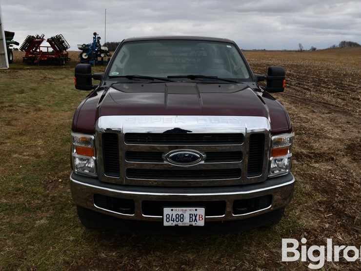 2010-ford-f250-xlt-image-2
