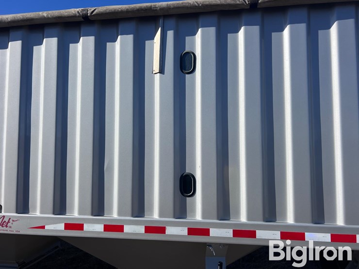 2003-jet-34-image-11