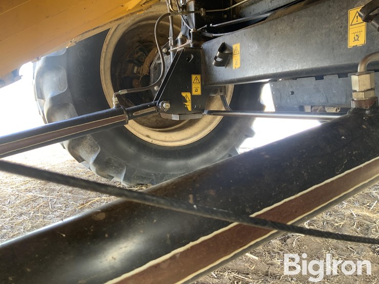 2011-new-holland-cr9080-image-18