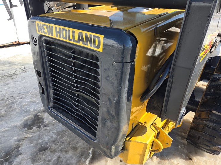 new-holland-l190-image-23