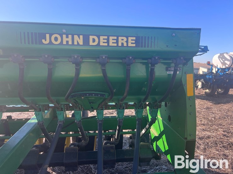 john-deere-750-image-14