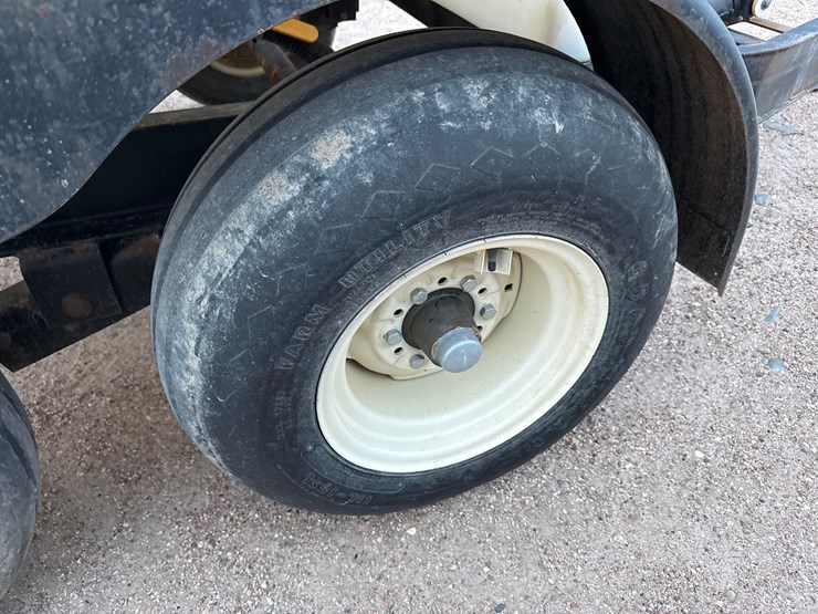 ace-1000-gallon-nurse-trailer-image-12