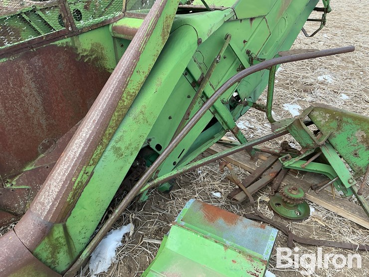 john-deere-227-image-18