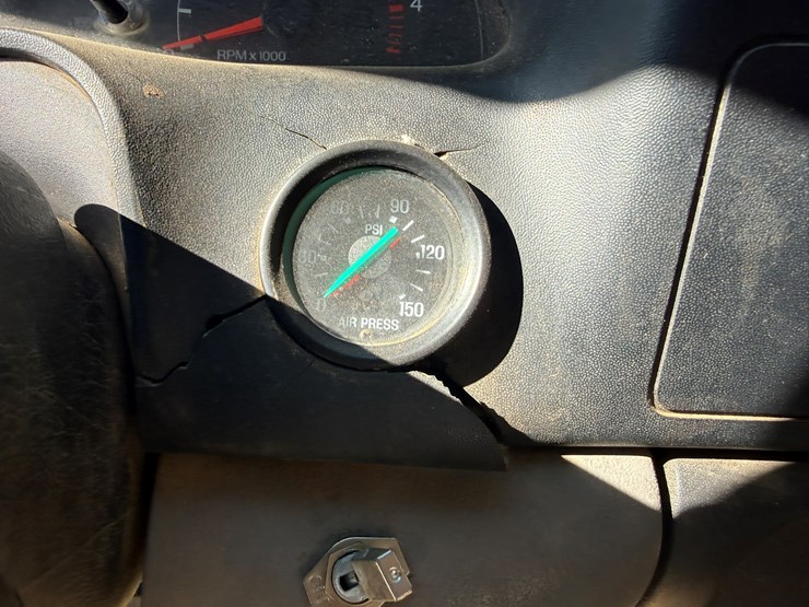 2000-ford-f750-image-37