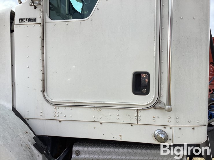 2006-kenworth-t800-image-15