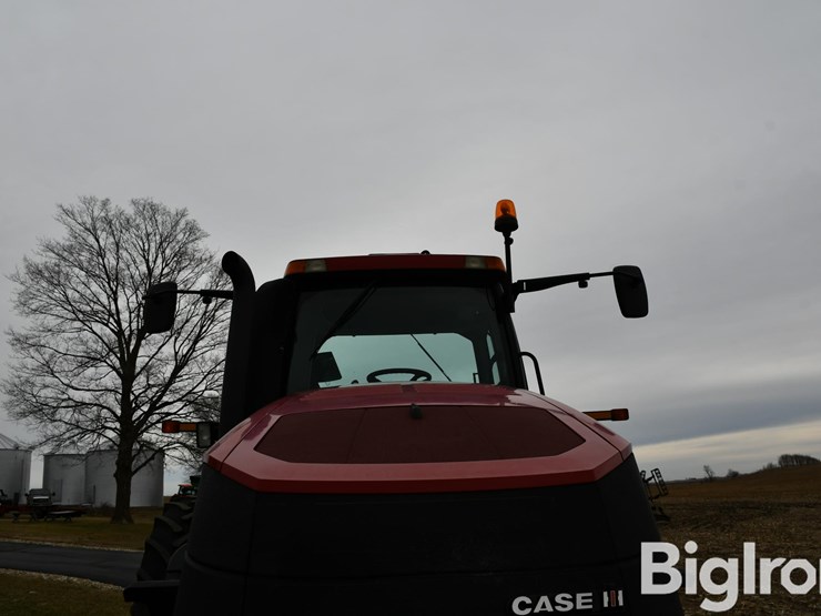 2012-case-ih-magnum-260-image-11