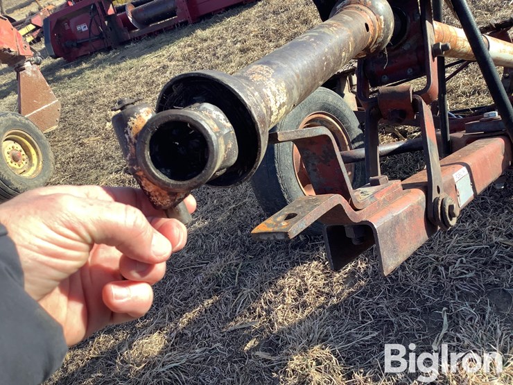 international-1100-image-12