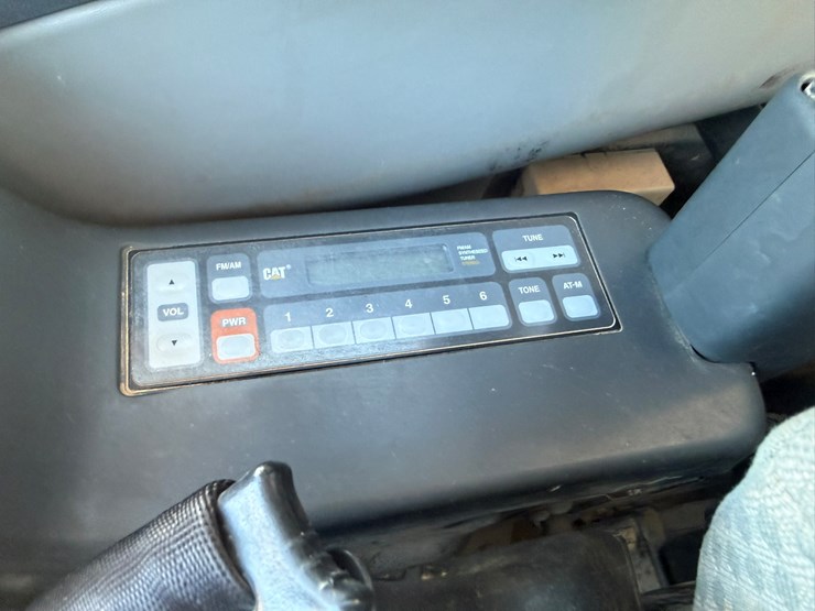 caterpillar-328d-image-87