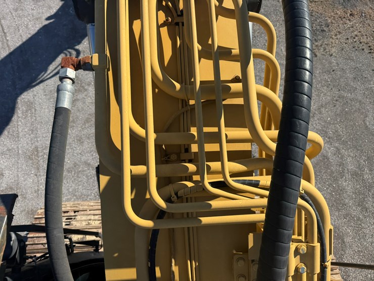 caterpillar-328d-image-47