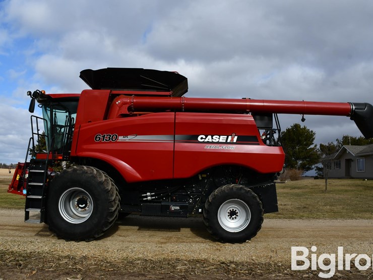 2014-case-ih-6130-image-8