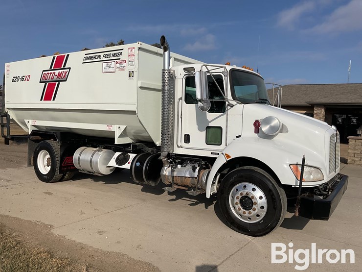 2022-kenworth-t370-image-3