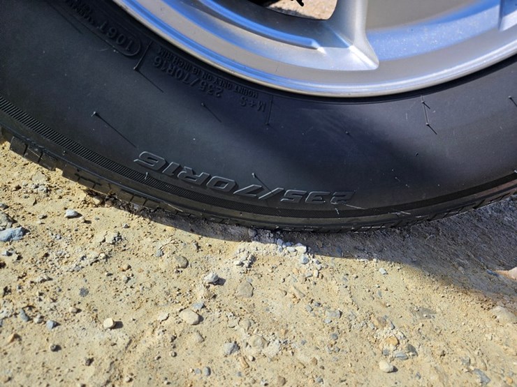 2012-ford-escape-image-33