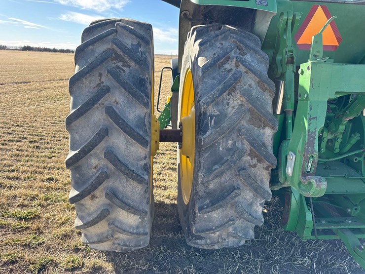 2008-john-deere-8330-image-18