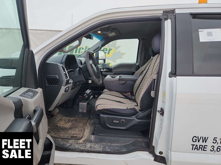 2017-ford-f350-image-16