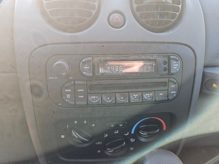 2006-jeep-liberty-image-23