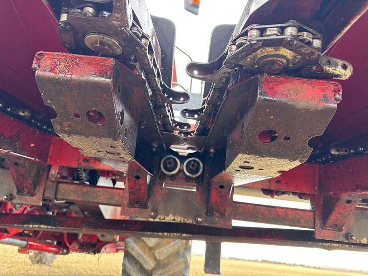case-ih-1083-image-15