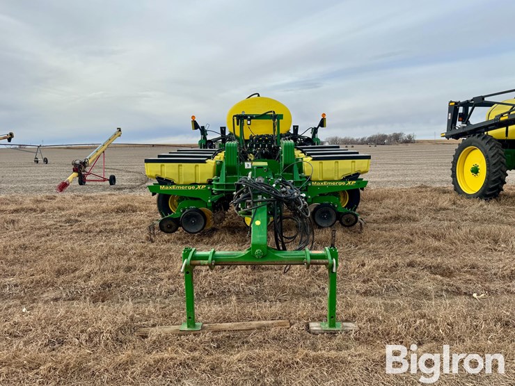 2011-john-deere-1770nt-image-2