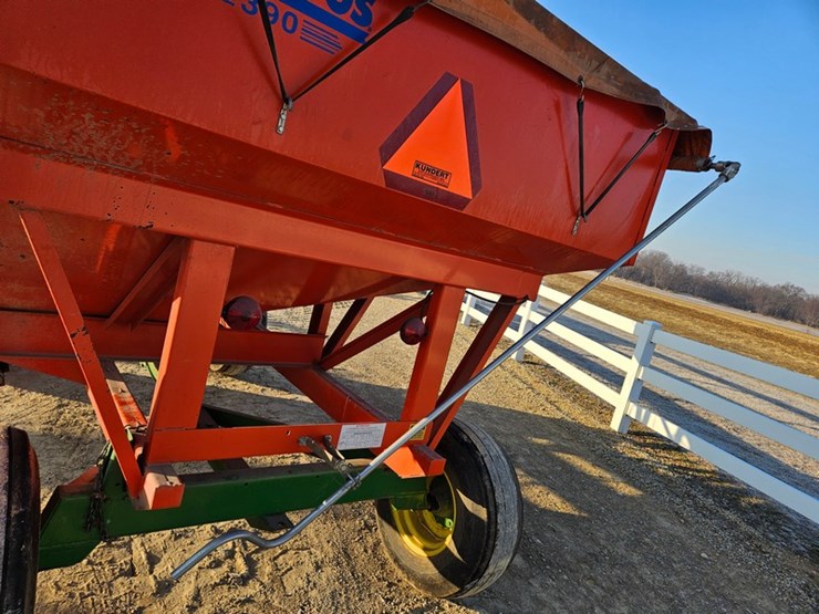 john-deere-1075-image-24