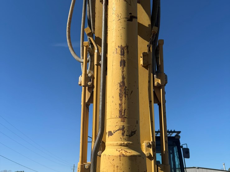 caterpillar-328d-image-20