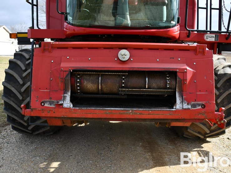 2014-case-ih-6130-image-9