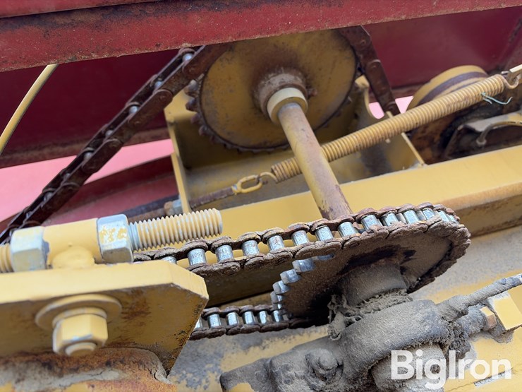 1995-haybuster-h1000-image-15