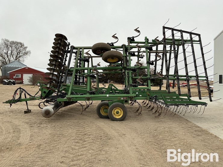 john-deere-726-image-8