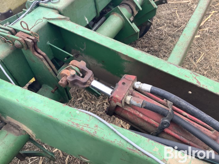 john-deere-7000-image-11